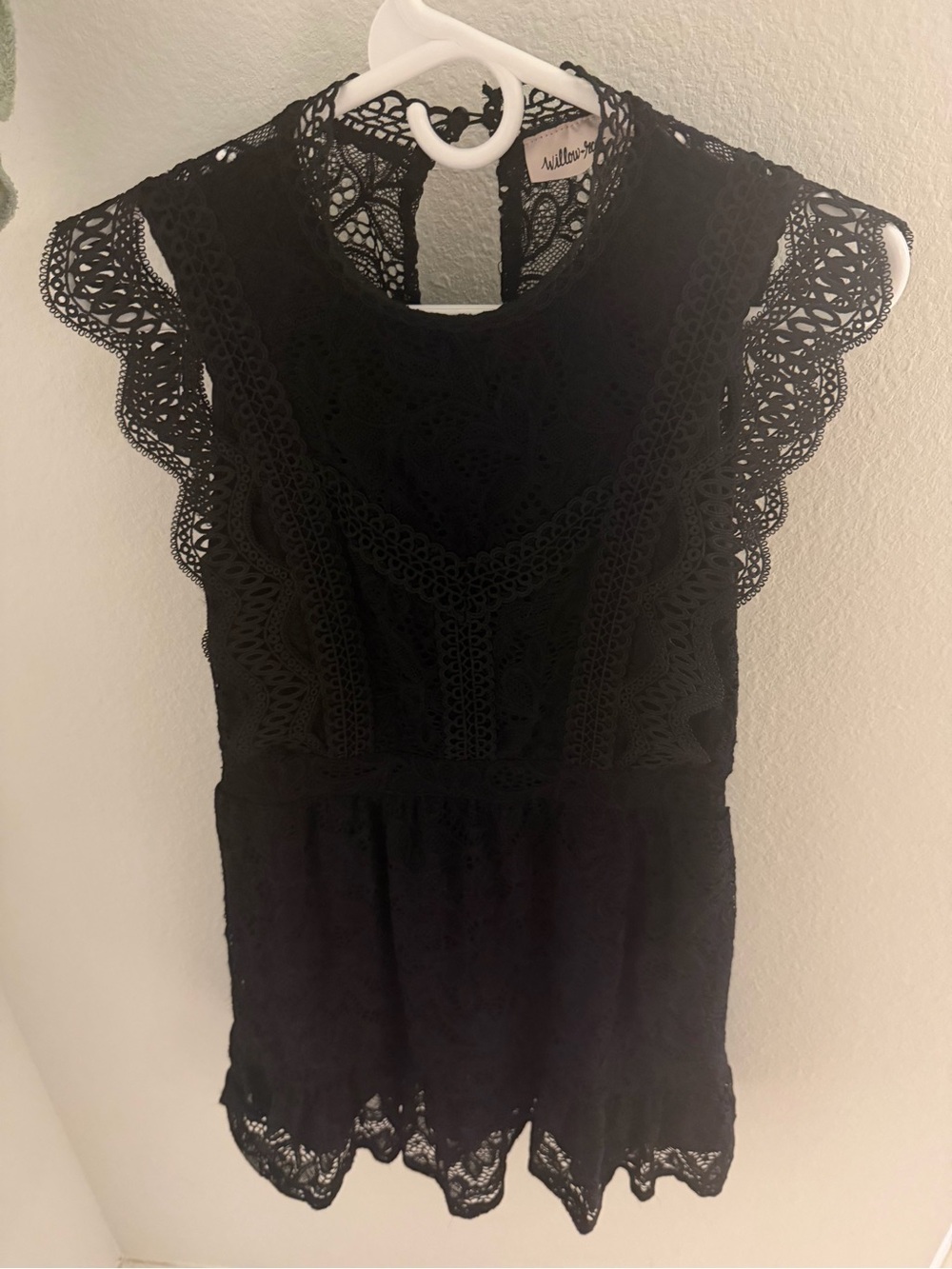 Willow Black Lace Cap Sleeve Dress